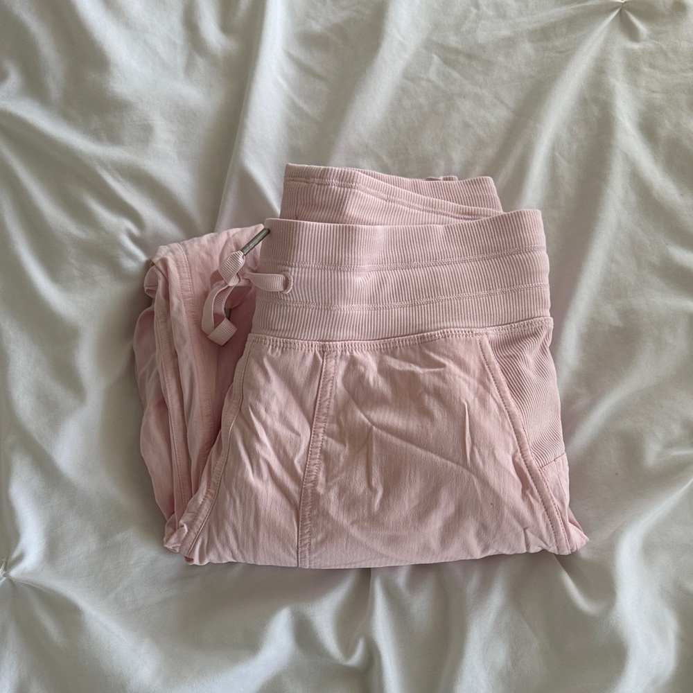 LULULEMON Dance Studio Mid rise jogger